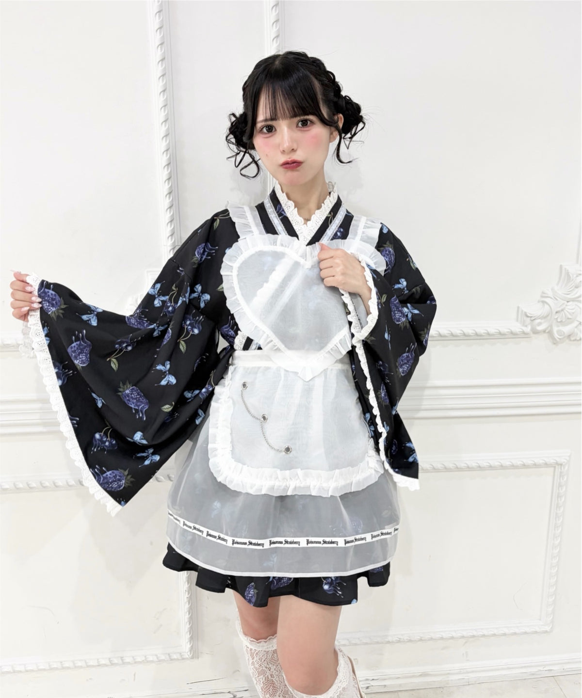 Jamieエーエヌケー [One-piece type] Heart Apron Gothic Strawberry Yukata Dress