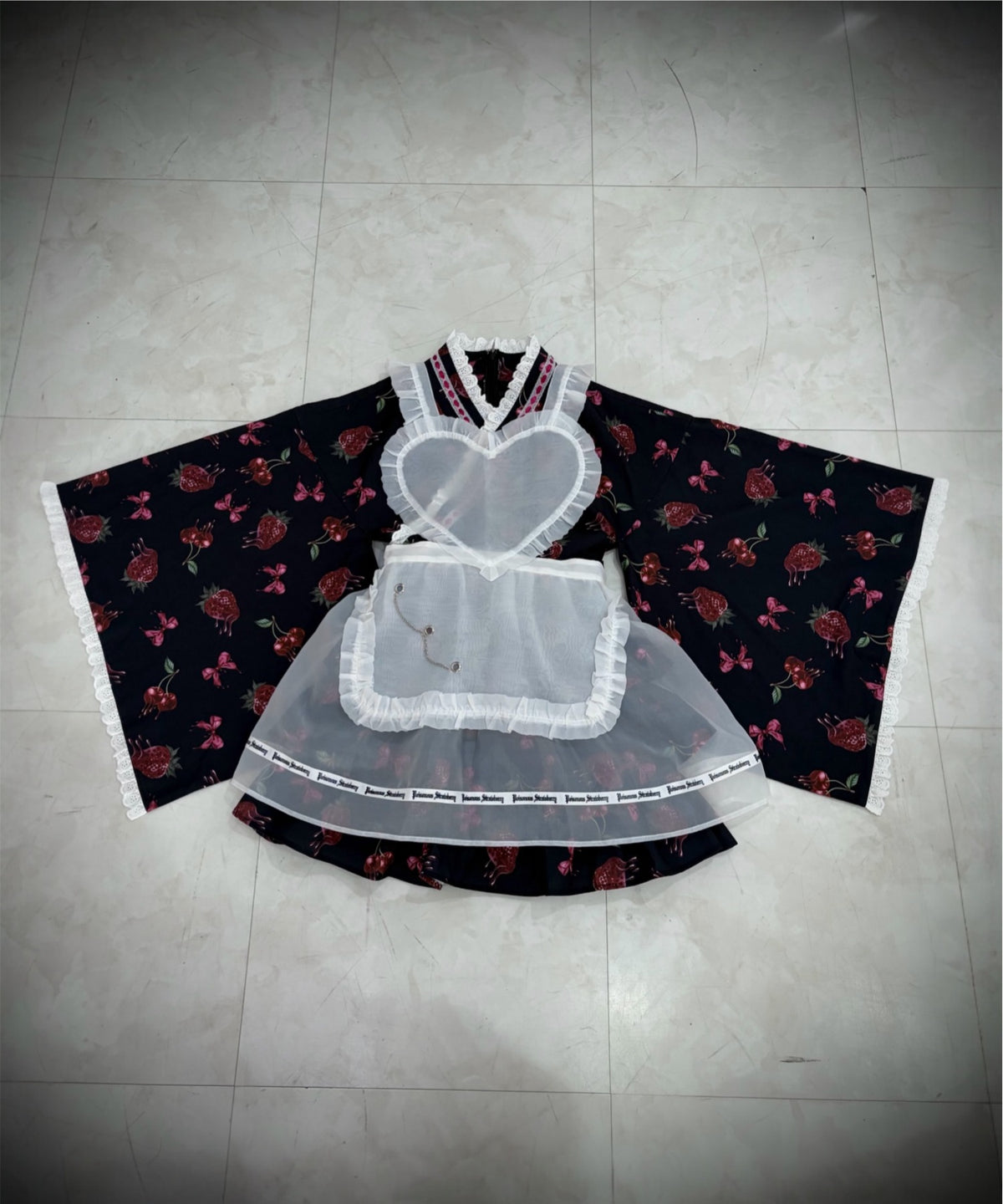Jamieエーエヌケー 【ワンピースタイプ】ハートエプロンゴシック苺浴衣ドレス